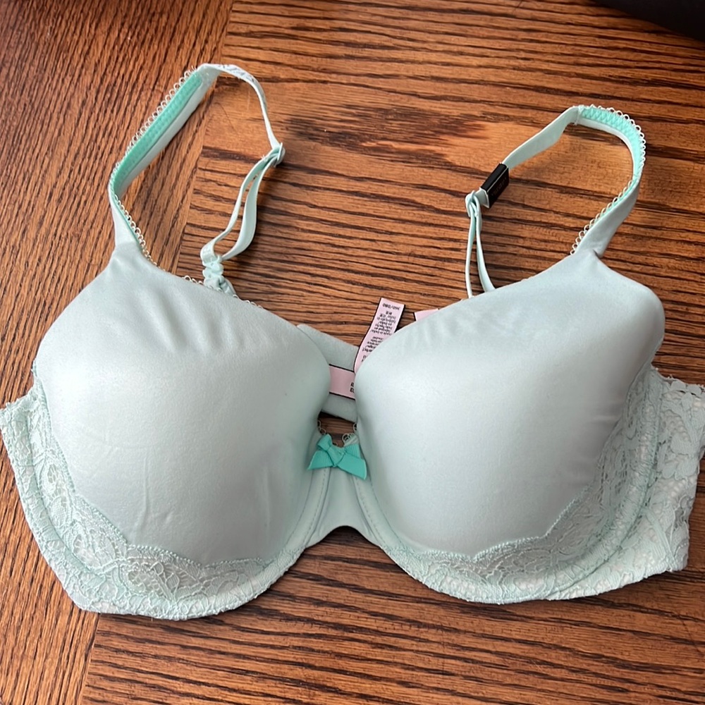 Victoria’s Secret bra